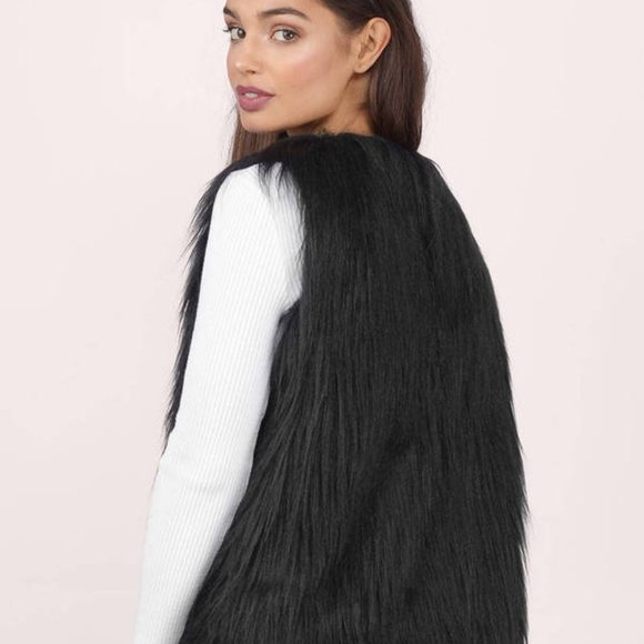 Brand New Tobi Black Faux Fur Vest (With Tags) - Picture 1 of 6